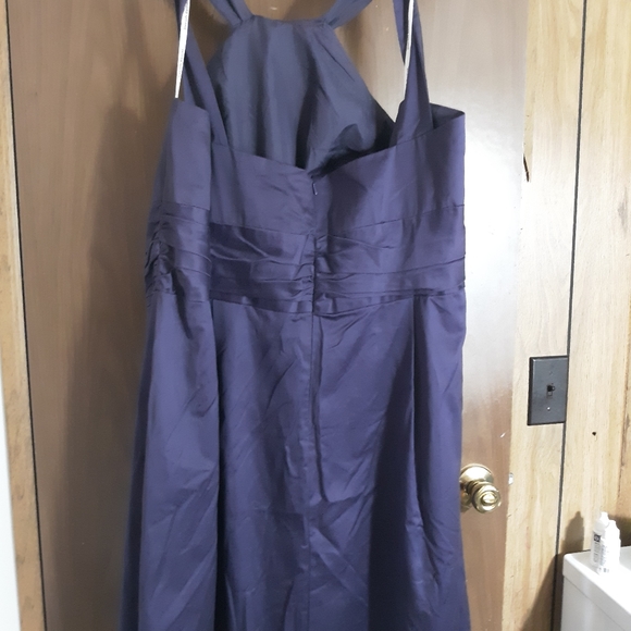 David's Bridal Bridesmaid's dress - Picture 2 of 6